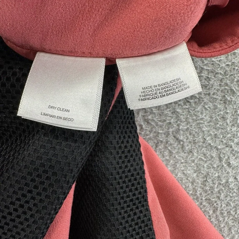 Nine West‎ Skirt Women's 8 Coral & Black Lined Back Slit Tube Skirt Women's 8